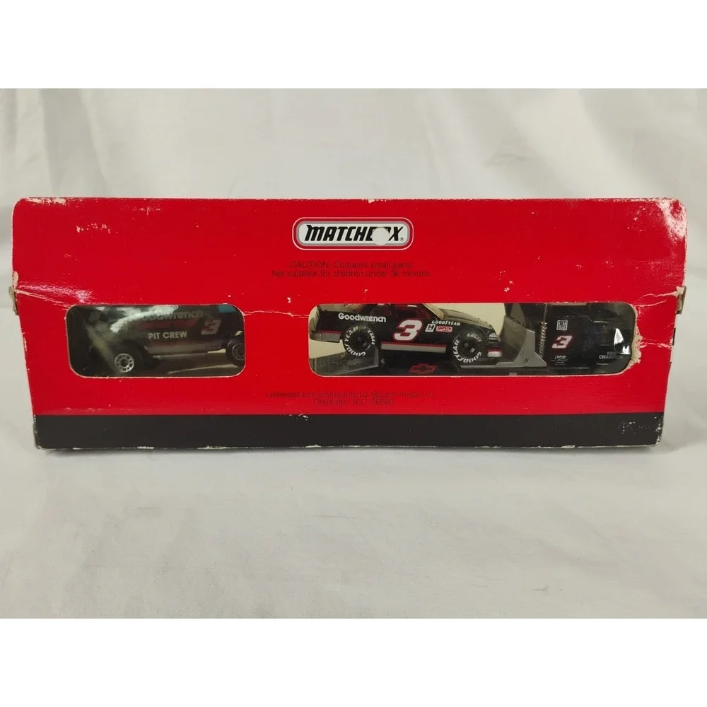 NOS‎ Matchbox Team Convoy 1991 NASCAR #3 Dale Earnhardt Goodwrench Racing Semi
